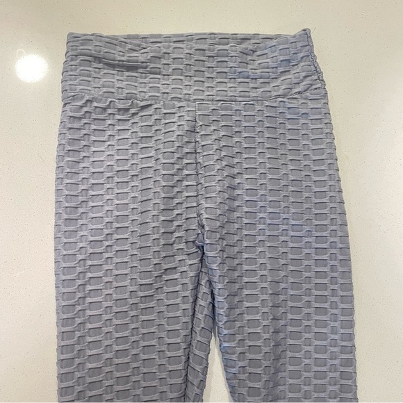 Relisting! Silver Grey Anti Celulite textured leggings *See description* - Picture 2 of 4